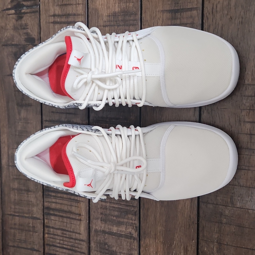 Jordan first class white cement grey